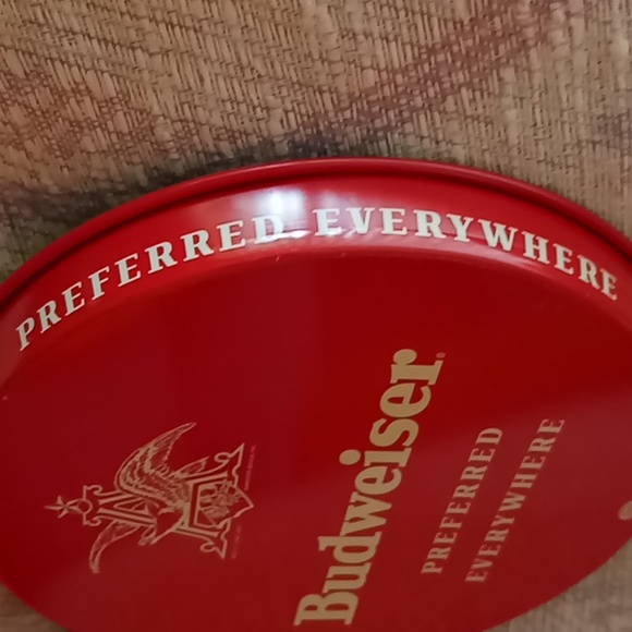 Vintage Budweiser Metal Trays - Picture 3 of 4